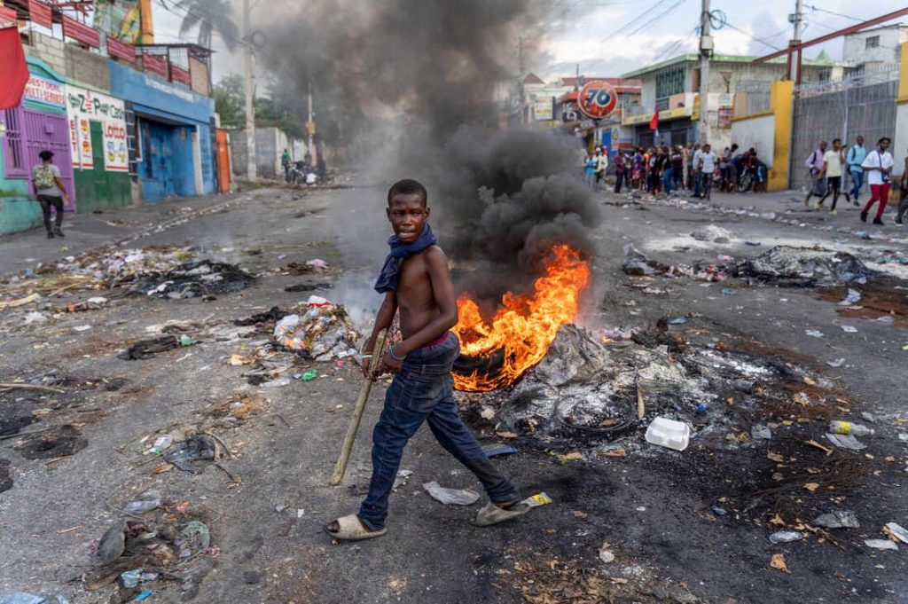 Bukele asegura que El Salvador puede “arreglar” crisis de violencia en Haití