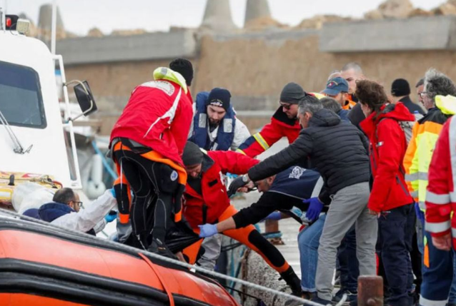 Al menos 60 muertos en un naufragio en el Mediterráneo