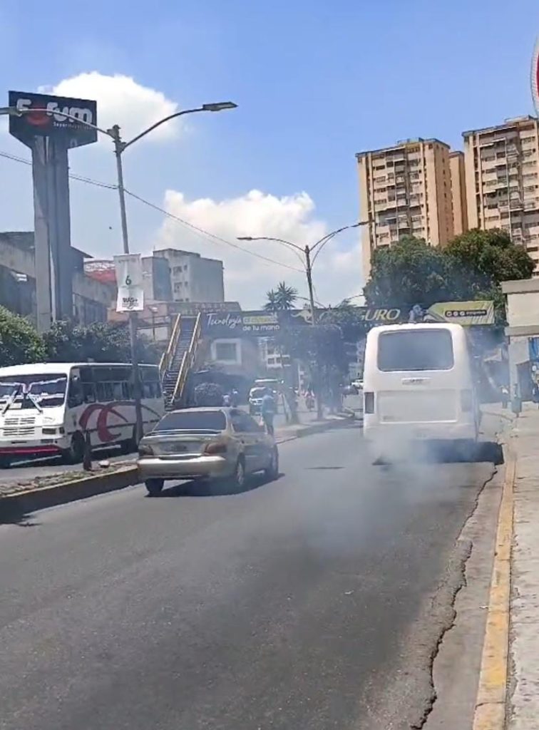 Autobuseros denuncian que “gasoil sucio” afecta sus unidades