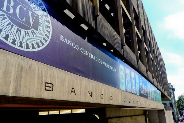 BCV inyecta 50 millones de dólares a la banca nacional