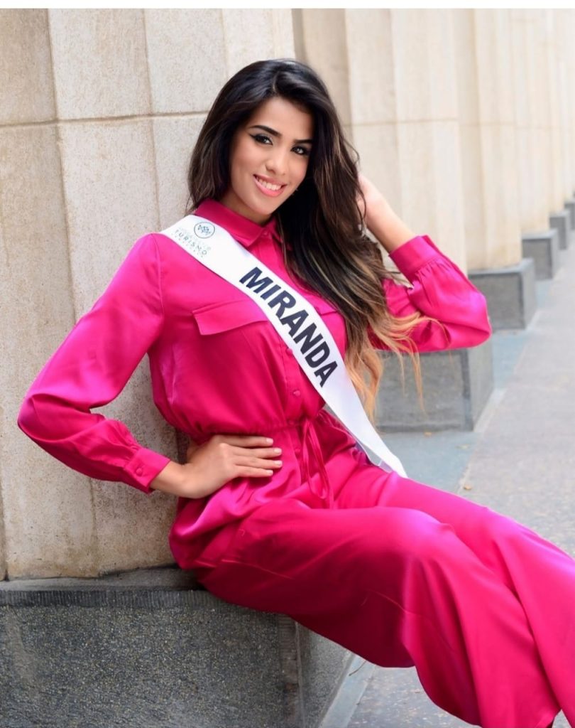 Katherine Ustariz representa a Miranda en el Miss Turismo