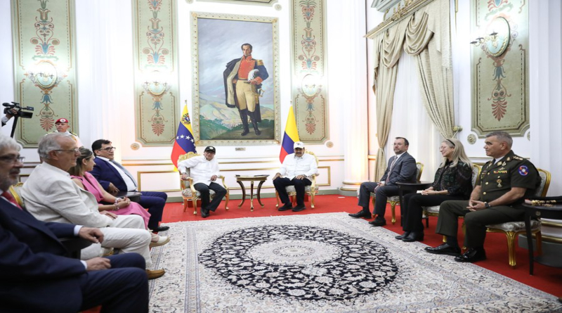 Petro presentó a Maduro y a la oposición un plan de paz política