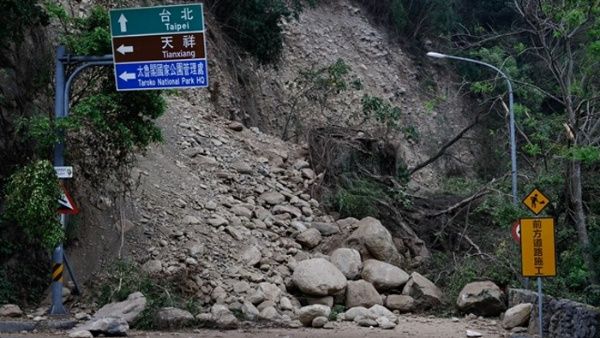 Asciende a 13 cifra de muertos por terremoto en Taiwán