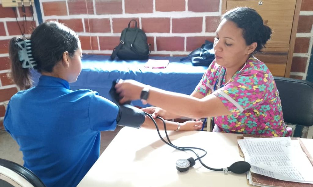 Ambulatorio de Vuelta Larga recibe 400 pacientes al mes