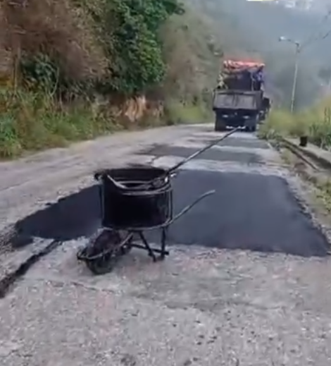 800 toneladas de asfalto aplicadas en 16 sectores de Los Salias