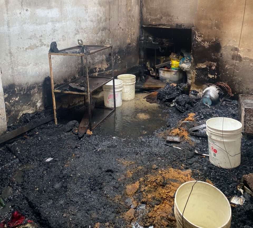 Un perro salvó a una joven de voraz incendio