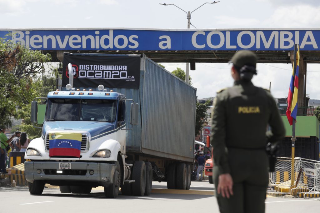 Colombia aprobó fortalecer acuerdo de inversiones con Venezuela