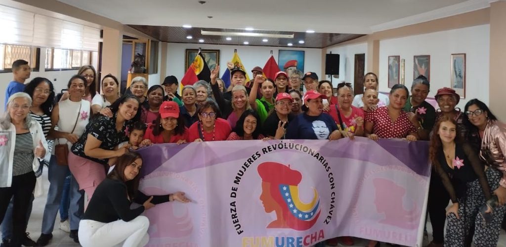 Mujeres se restean con la reelección de Maduro