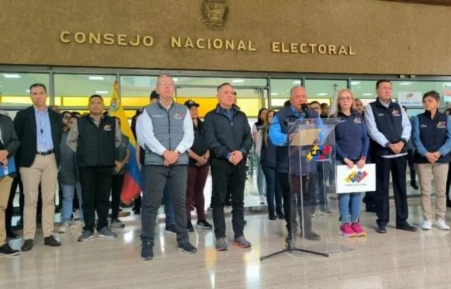 CNE extiende una hora el simulacro electoral en Venezuela