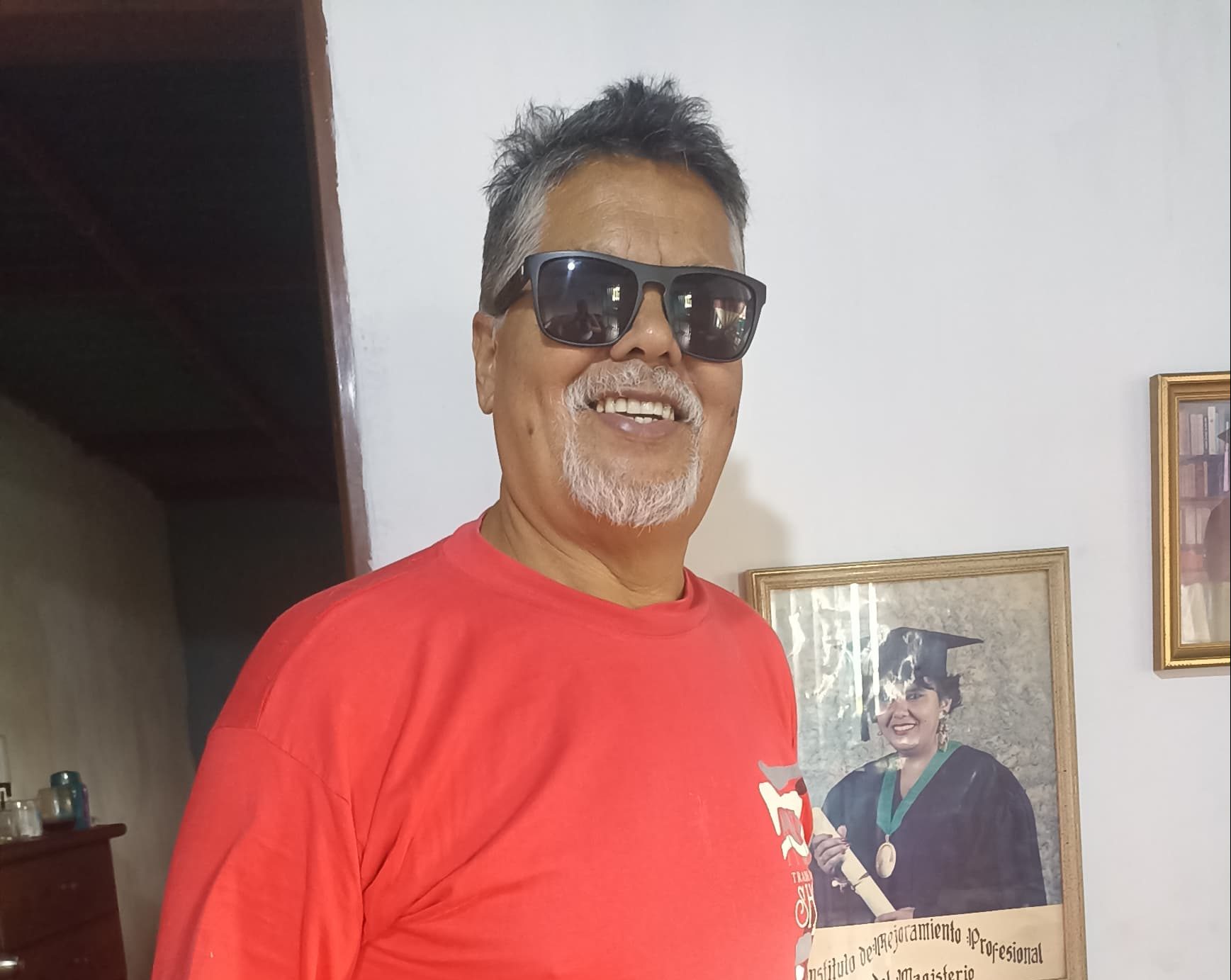 Un grave problema de visión sacó del aire a Alejandro Meleán