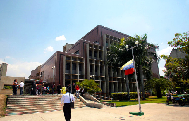 Comerciante pasará 14 años preso por abusar de una menor de 17