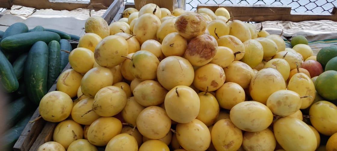 Precios de frutas están entre dulce y amargo