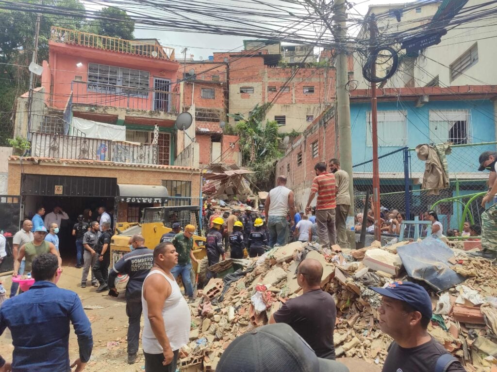 Víctimas fatales de tragedia de Petare asciende a 13