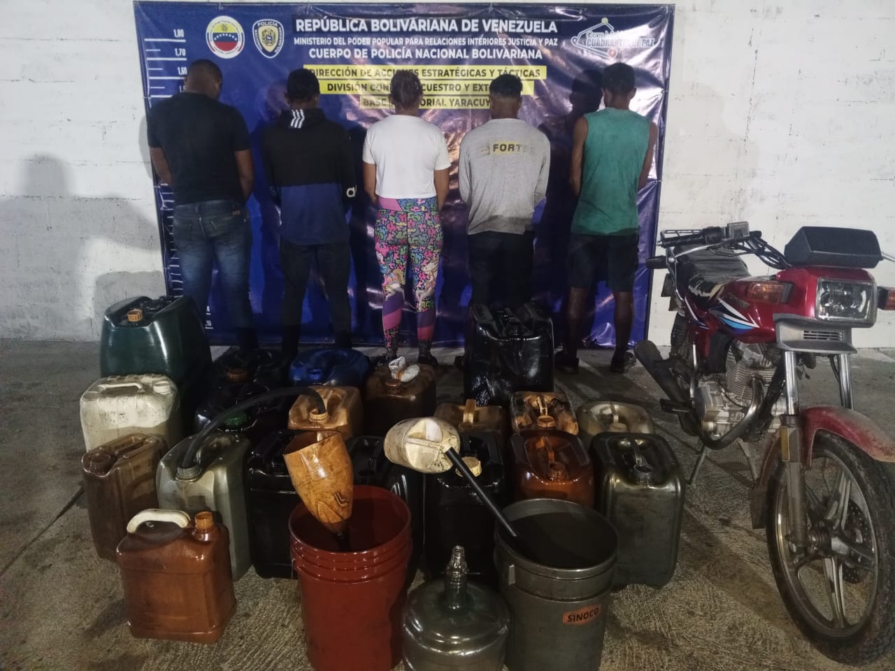 Cinco privados de libertad por tráfico de combustible