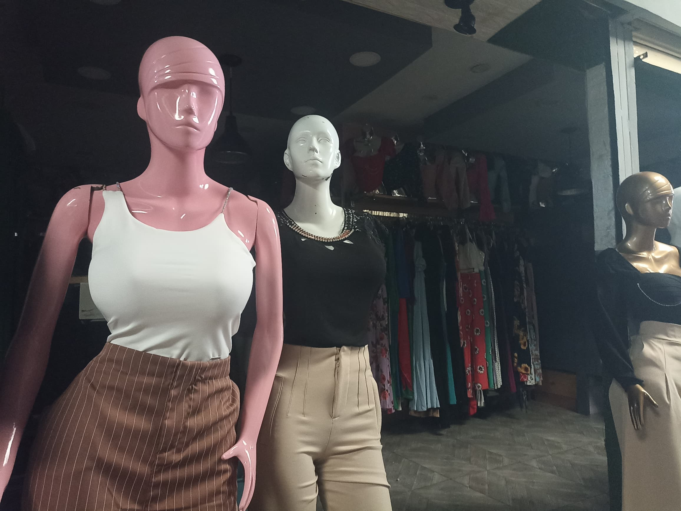 Más de 24 horas sin luz en comercios de La Hoyada