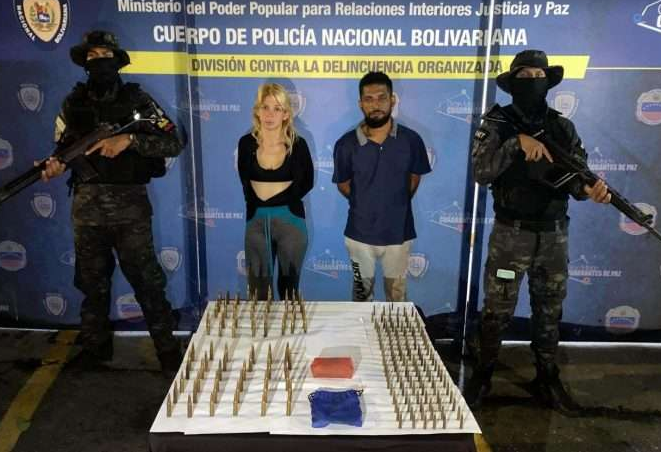 Capturan a pareja con 192 balas en maternidad