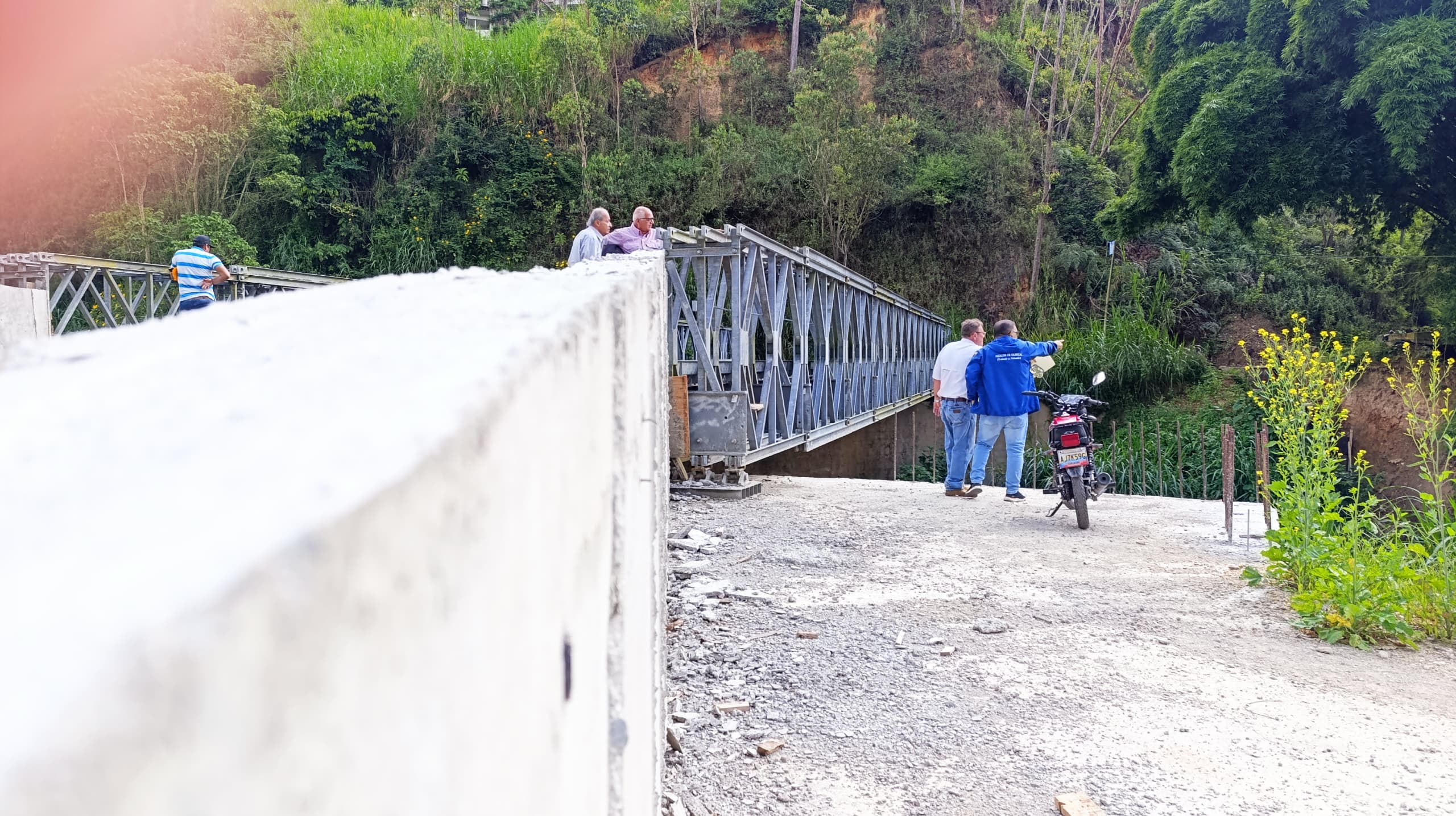 Otra vez inspeccionan obras en nuevo puente de El Golf