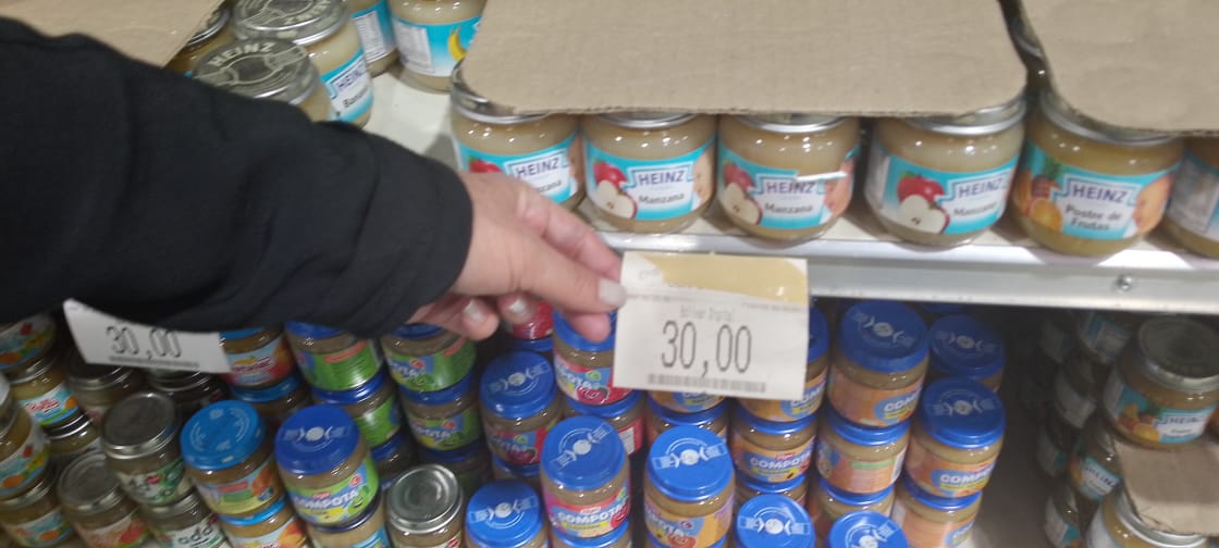 Bebés cuentan con variedad de compotas