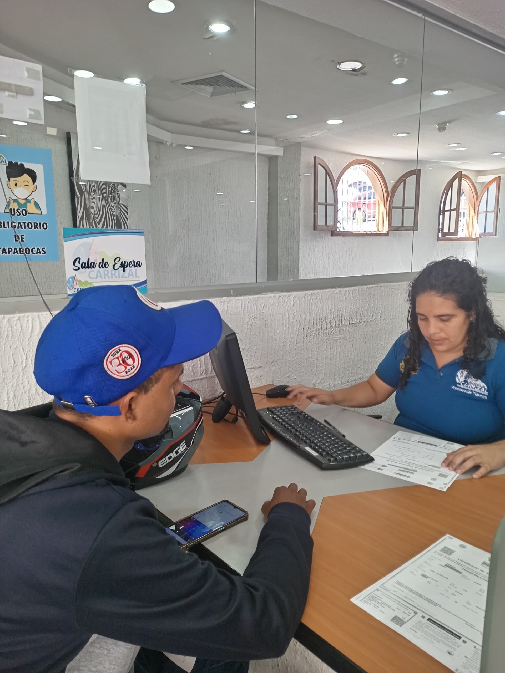 Llaman a contribuyentes a pagar impuesto de publicidad