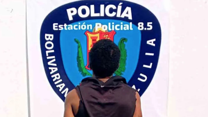 Preso por mostrar sus partes íntimas a una menor