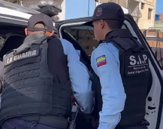 Abusó sexualmente de la hijita de su amigo