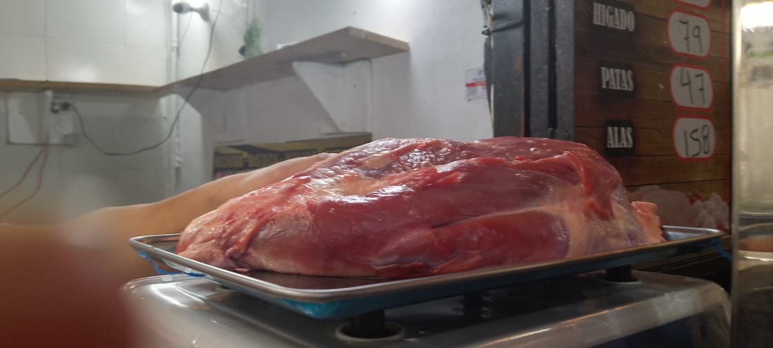 Carne de res de primera se estancó en Bs. 300