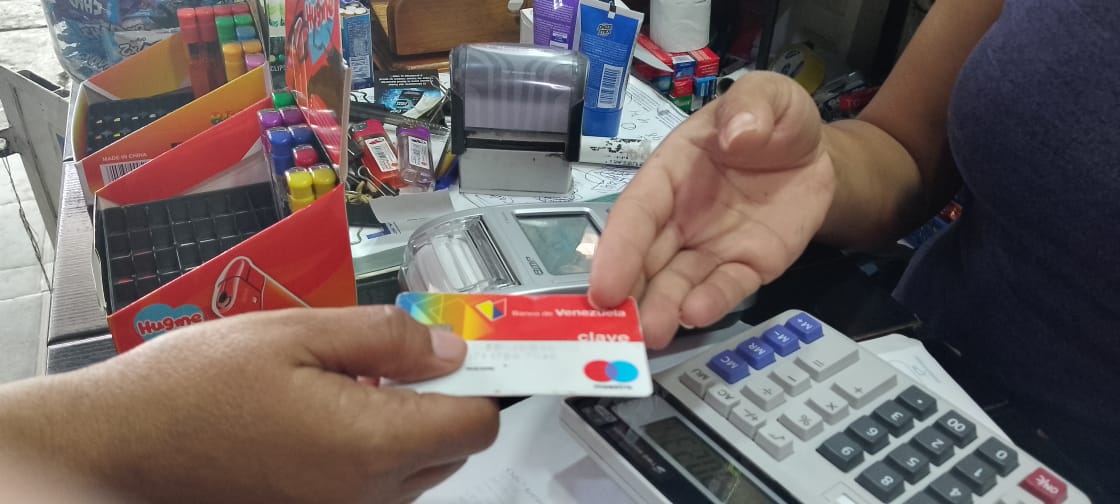Aplicarán boicot a mayoristas que venden a dólar paralelo