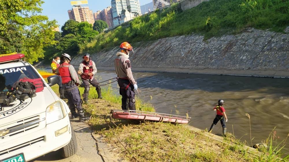 Cadáver de una mujer apareció en el río Guaire