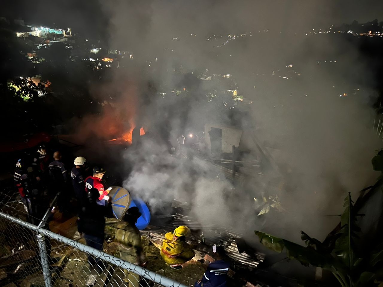 Explosión sacude a Los Teques