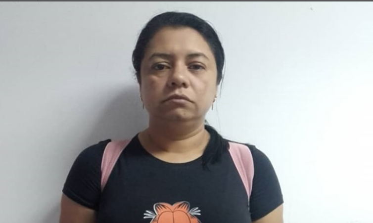 Detenida por revender medicamentos vencidos