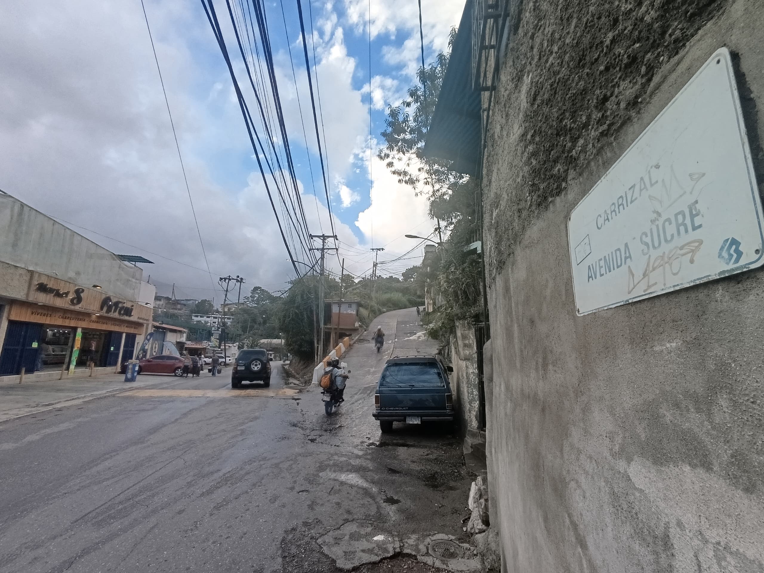 “El asesino de nuestro hijo se encuentra en EEUU”