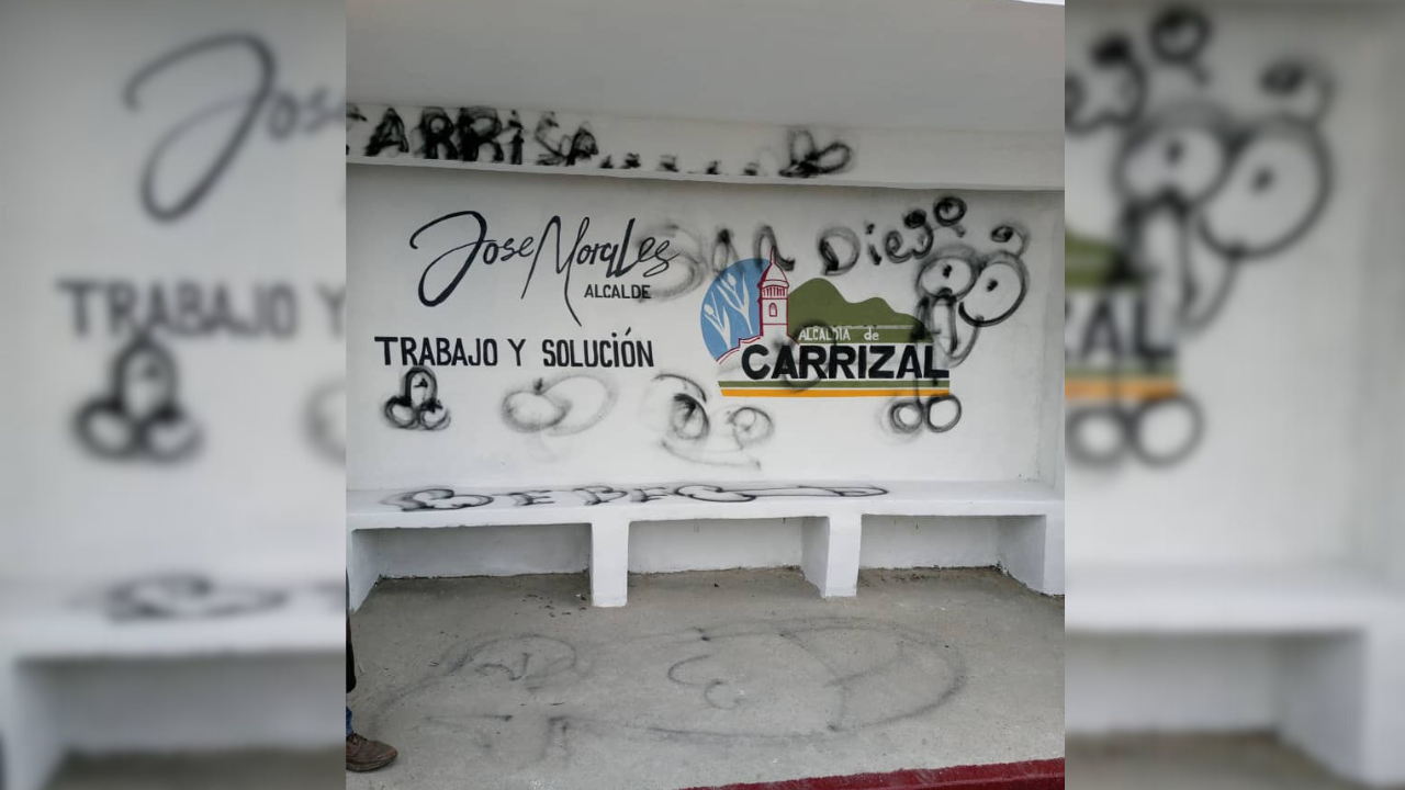 Morales denuncia daños a parada recién reparada