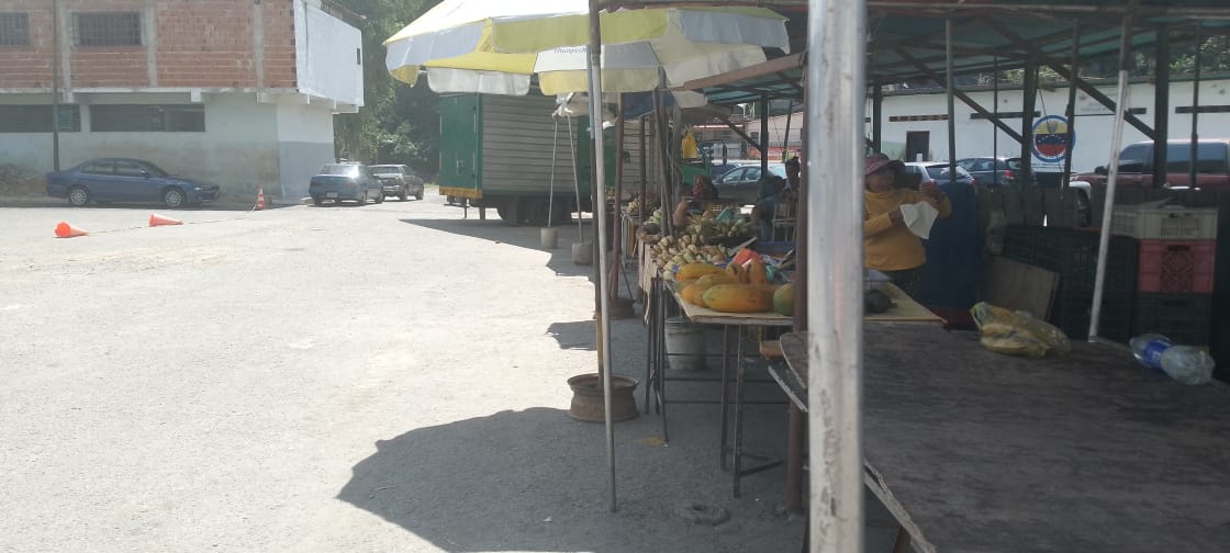 Arranca reorganización de área externa del mercado