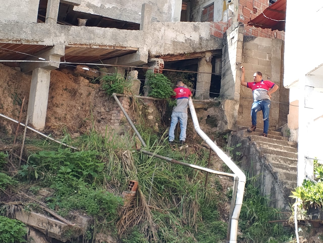 Una avería dejó sin agua a más de 10 familias en El Rincón