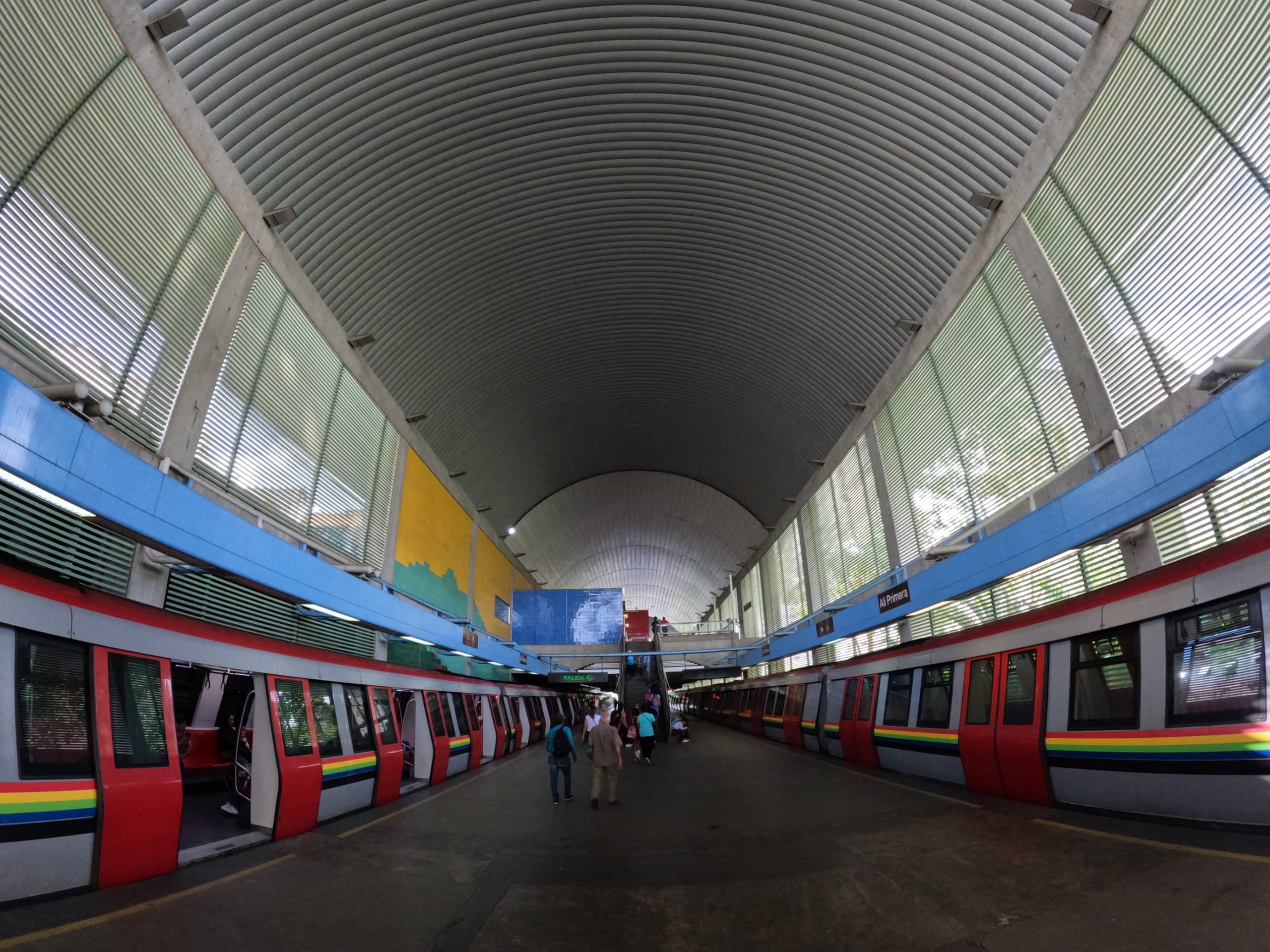 Pasaje en el Metro costará Bs.10 desde el domingo