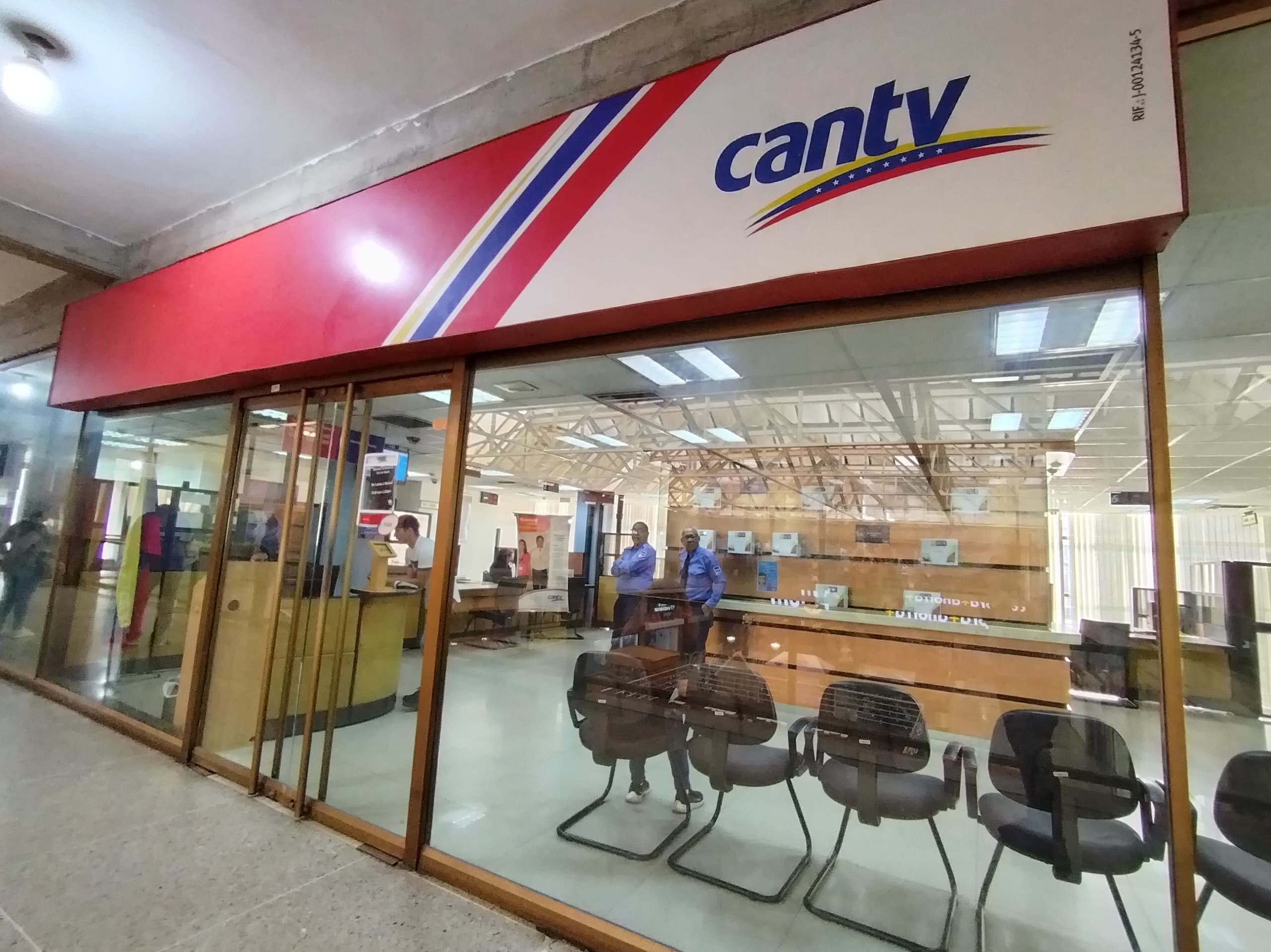 Fibra óptica de Cantv genera expectativa entre los usuarios