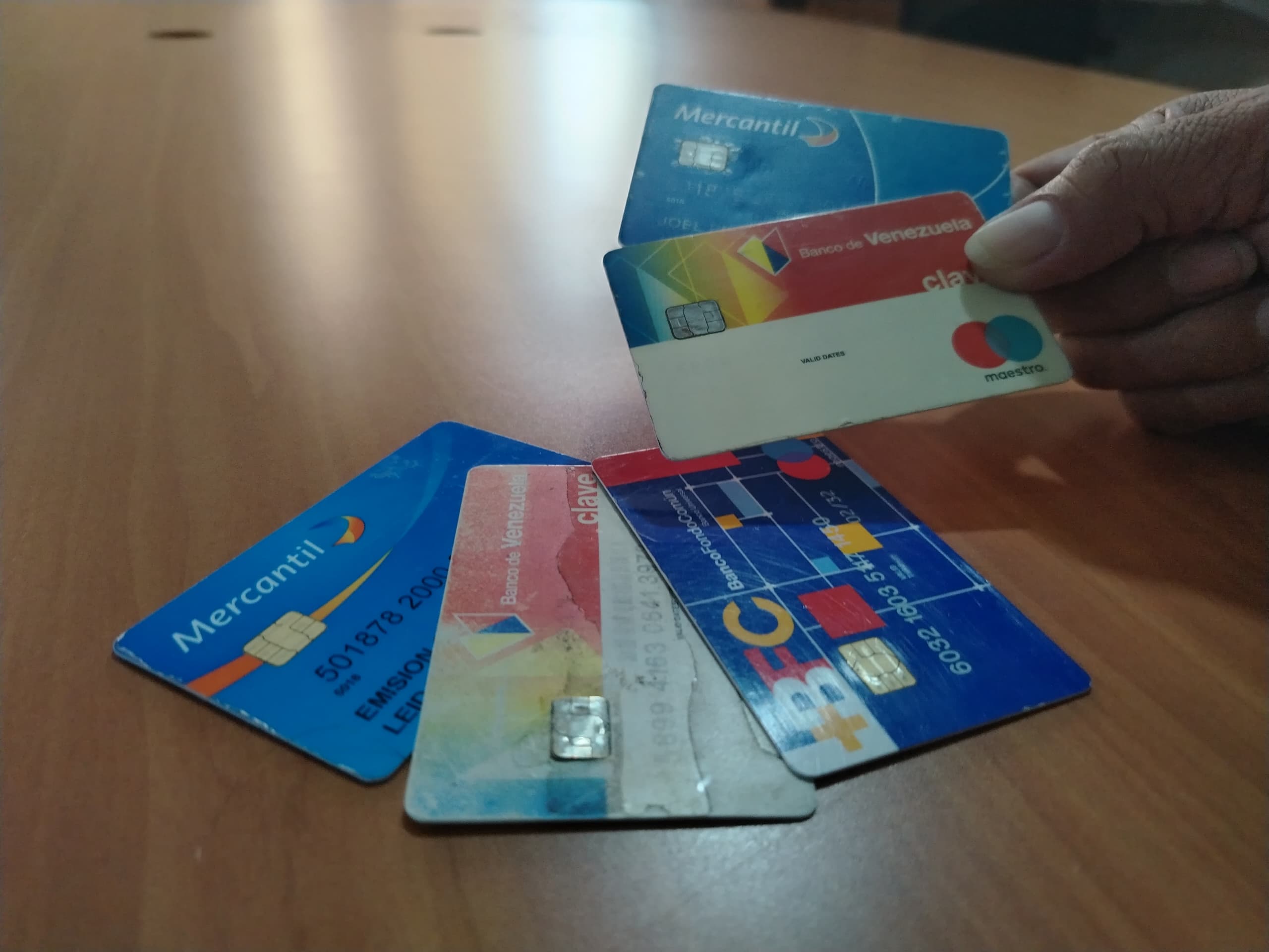 Tramitar una tarjeta de débito es sencillo