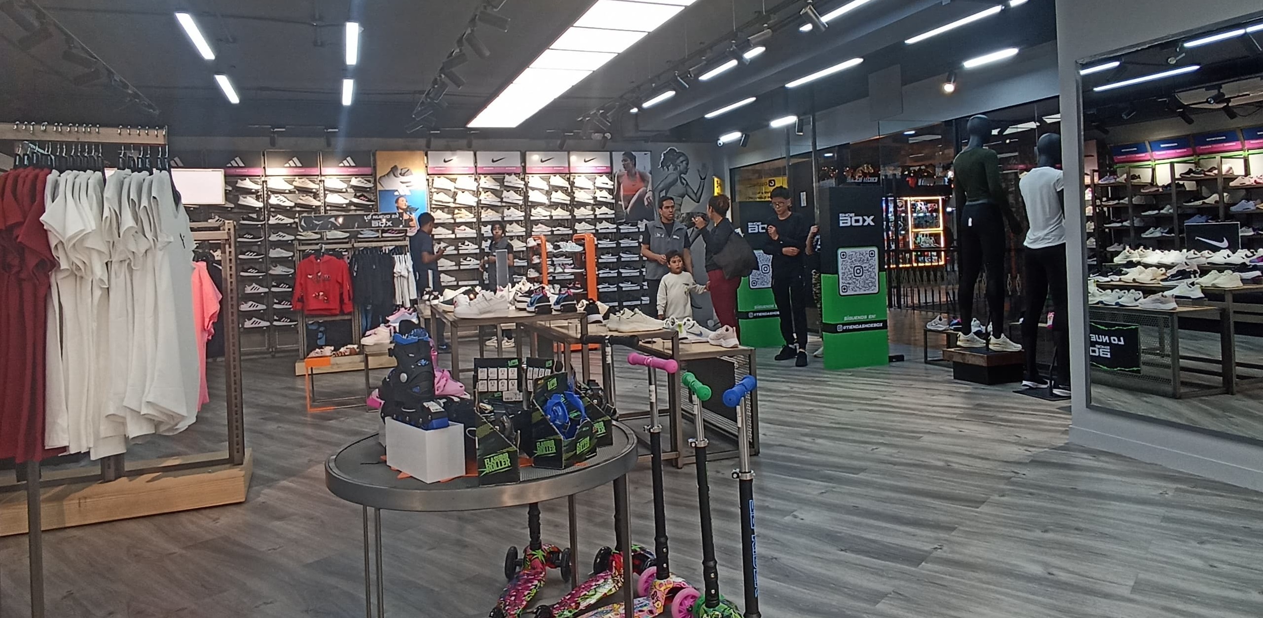 Tienda Shoebox solo vende productos de marcas