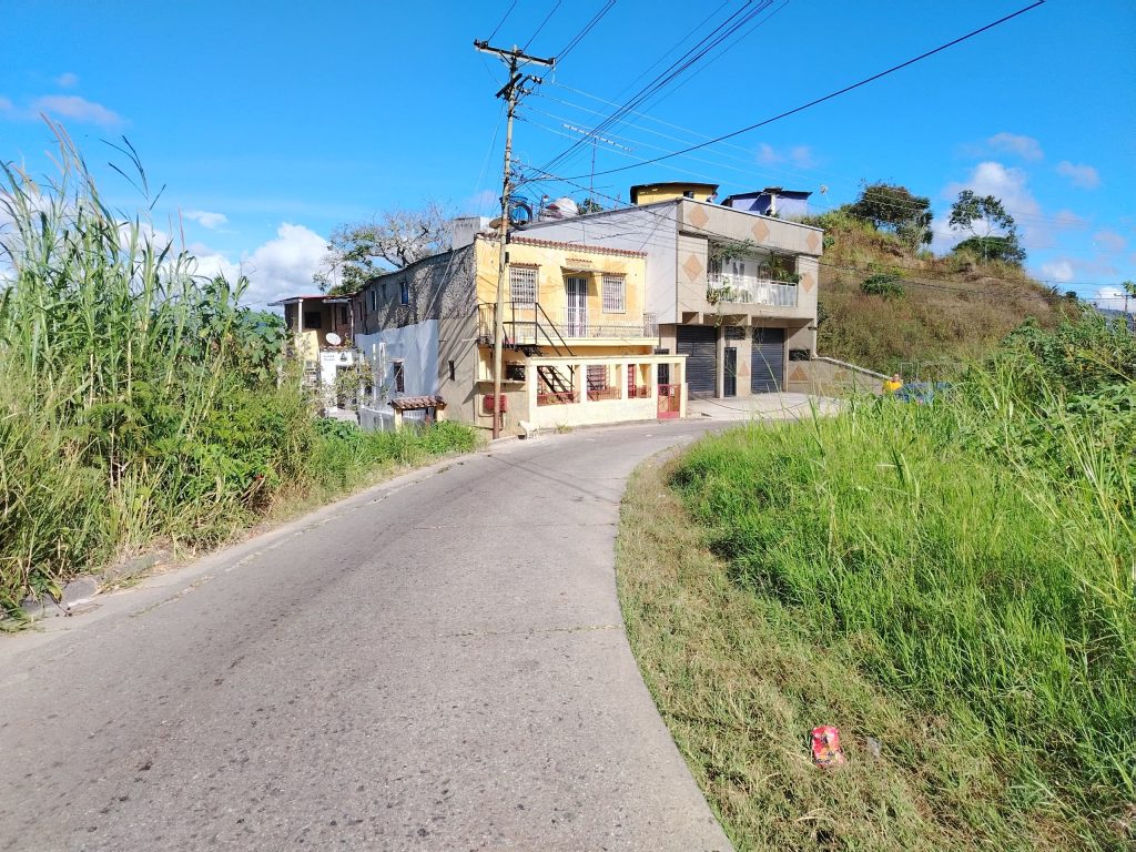 Un hilito de agua llegó a San Pablito II