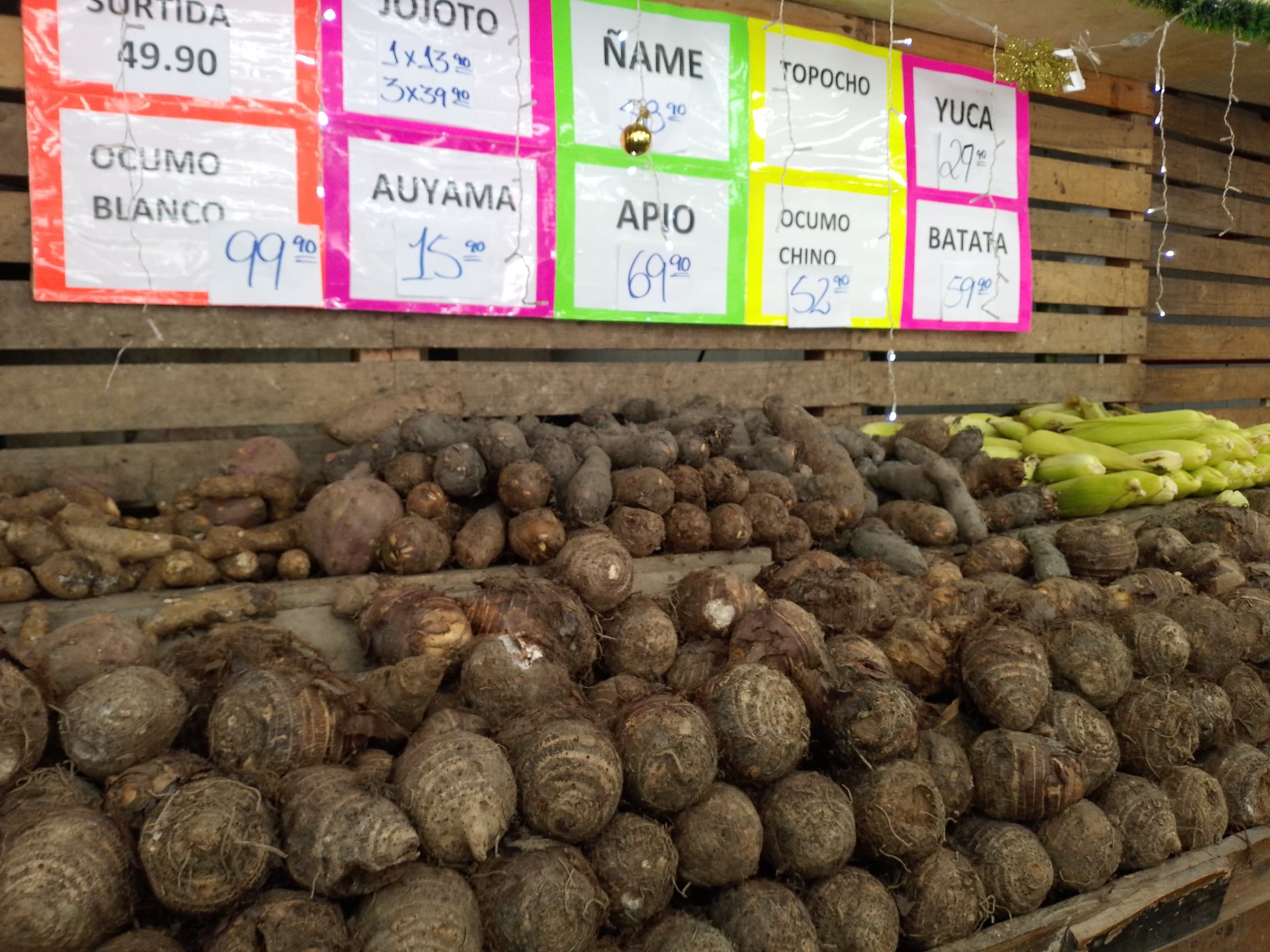 Comercios expenden combos soperos económicos