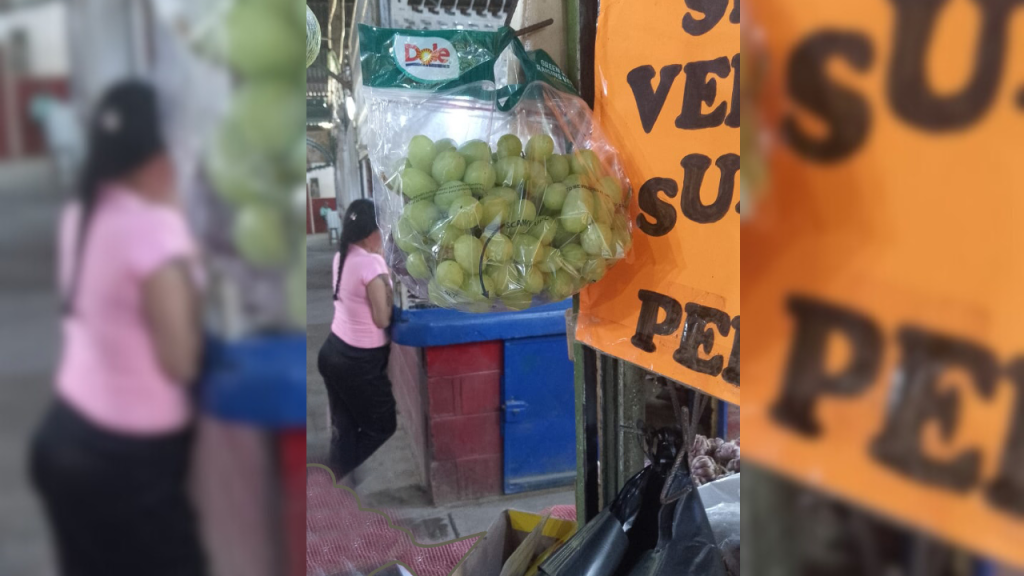 Uvas importadas superan $ 10