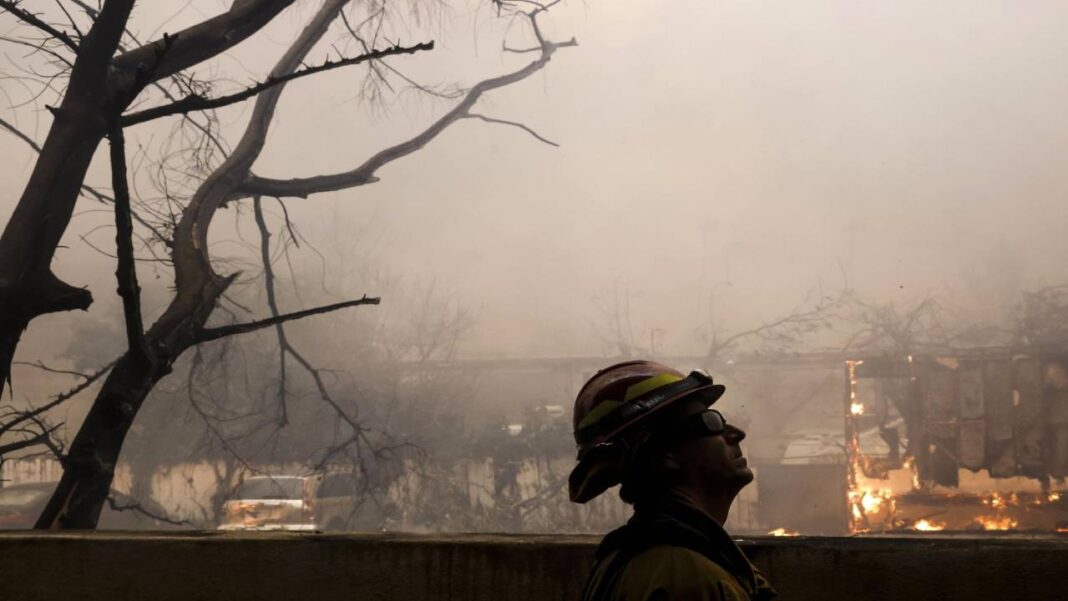 Incendios de Los Ángeles dejan 13 desaparecidos y 11 muertos