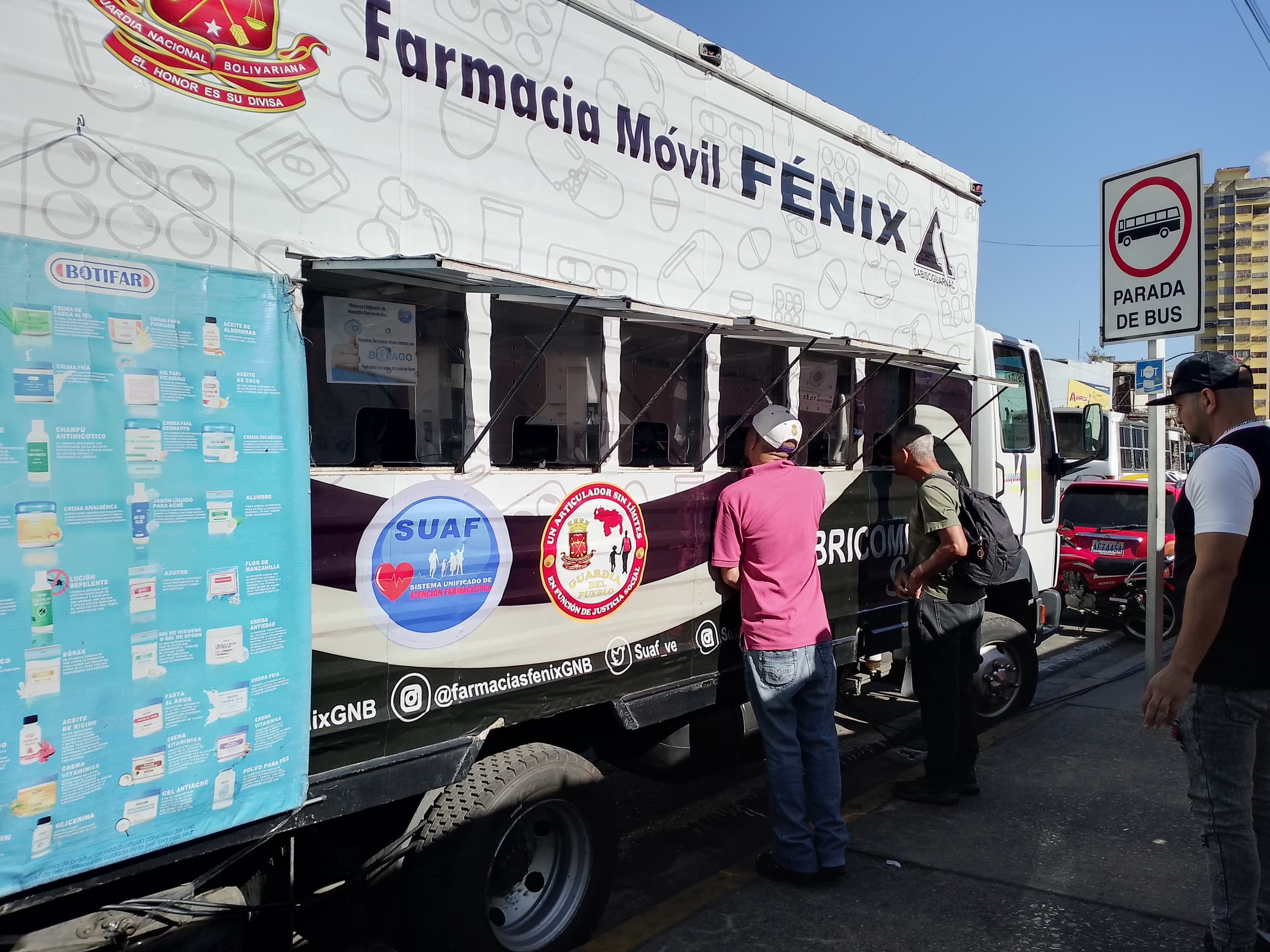 Farmacias móviles ofrecen tratamientos oncológicos económicos