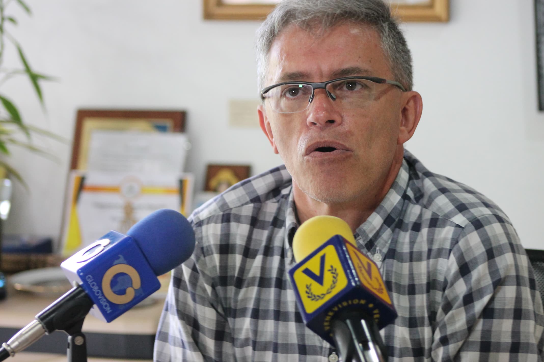 Alcalde de Los Salias se desincorpora del cargo