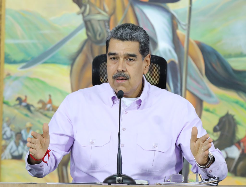 Maduro asegura que 400 mil niños migrantes regresaron a estudiar en Venezuela