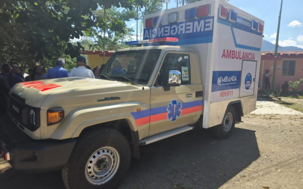 Altagracia de La Montaña cuenta con nueva ambulancia