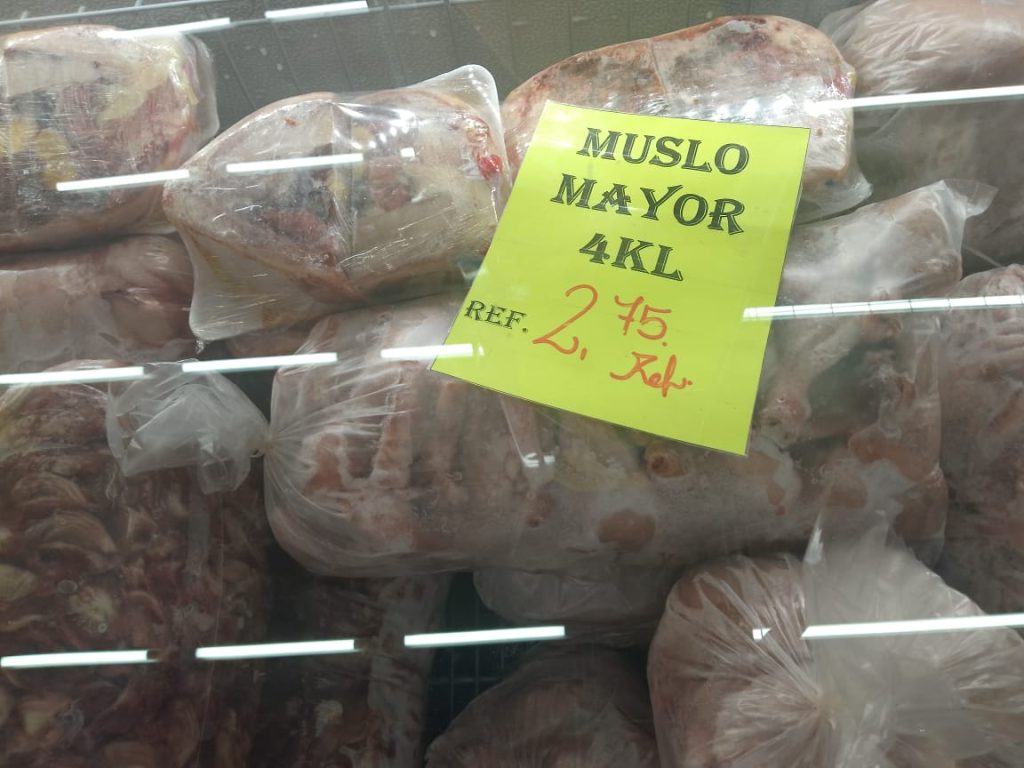 Comprar pollo al mayor una opción para rendir presupuesto familiar