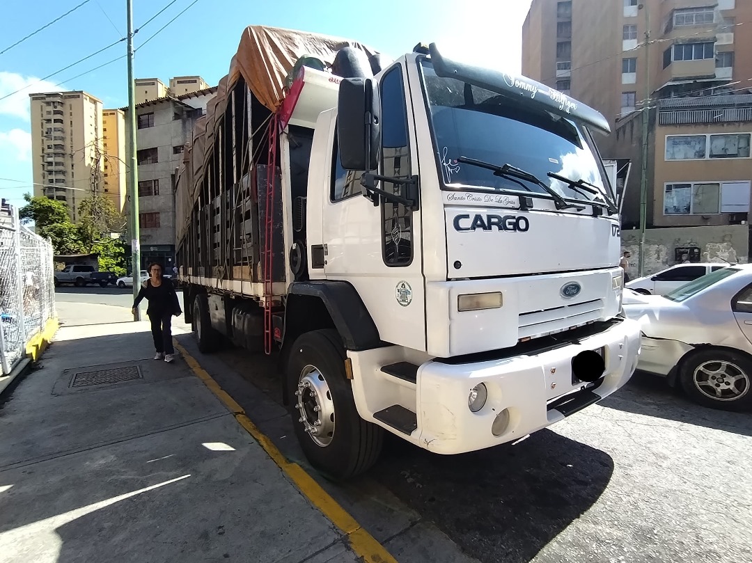 Nuevas tarifas de peaje pegan en el bolsillo de los camioneros