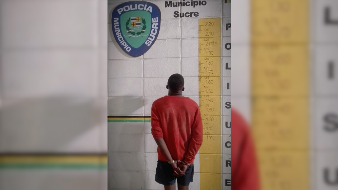 Atacó a su novia y a una tía de la joven en un ataque de celos