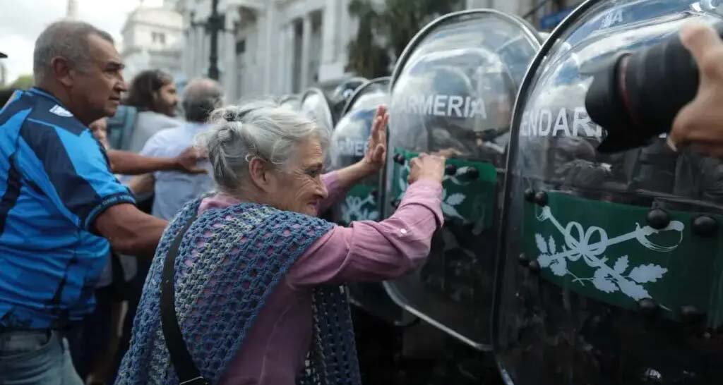 Jubilados volverán a protestar en las calles de Argentina